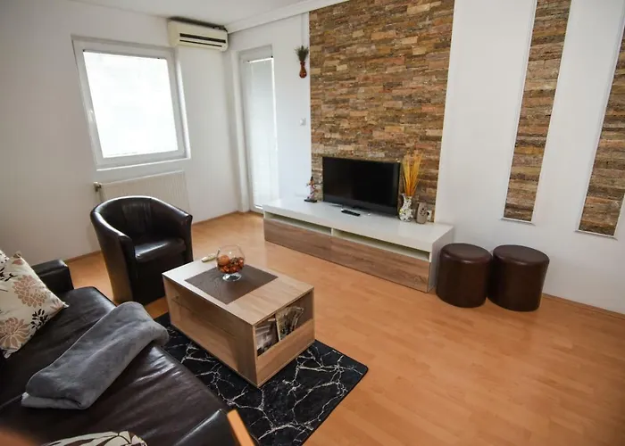 Victoria Apartment - excellent choice - near Centar